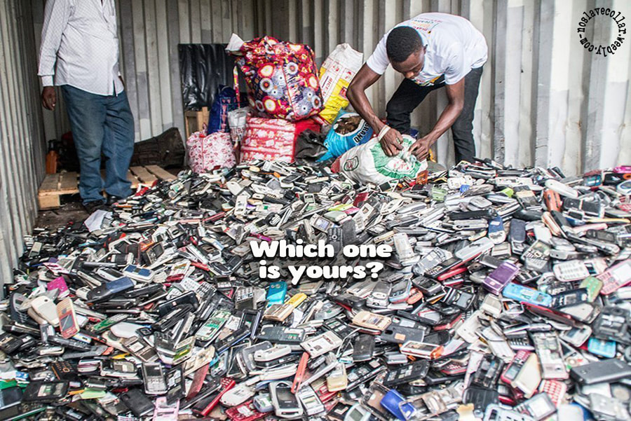 Lequel est le vôtre? - travailleurs africains, montagnes de téléphones portables jetés aux ordures